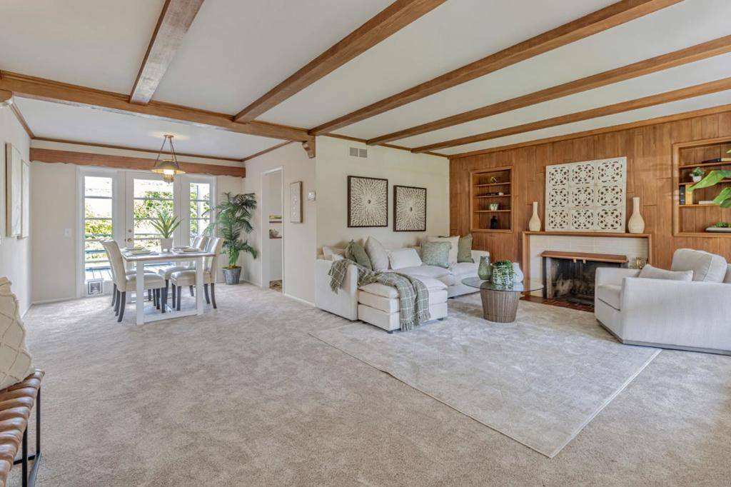 Los Altos, CA 94024,1700 Parkhills AVE