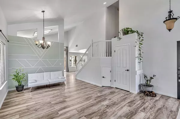 Hollister, CA 95023,2191 Spruce DR