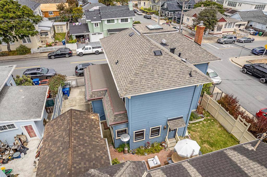 Pacific Grove, CA 93950,543 Spruce AVE