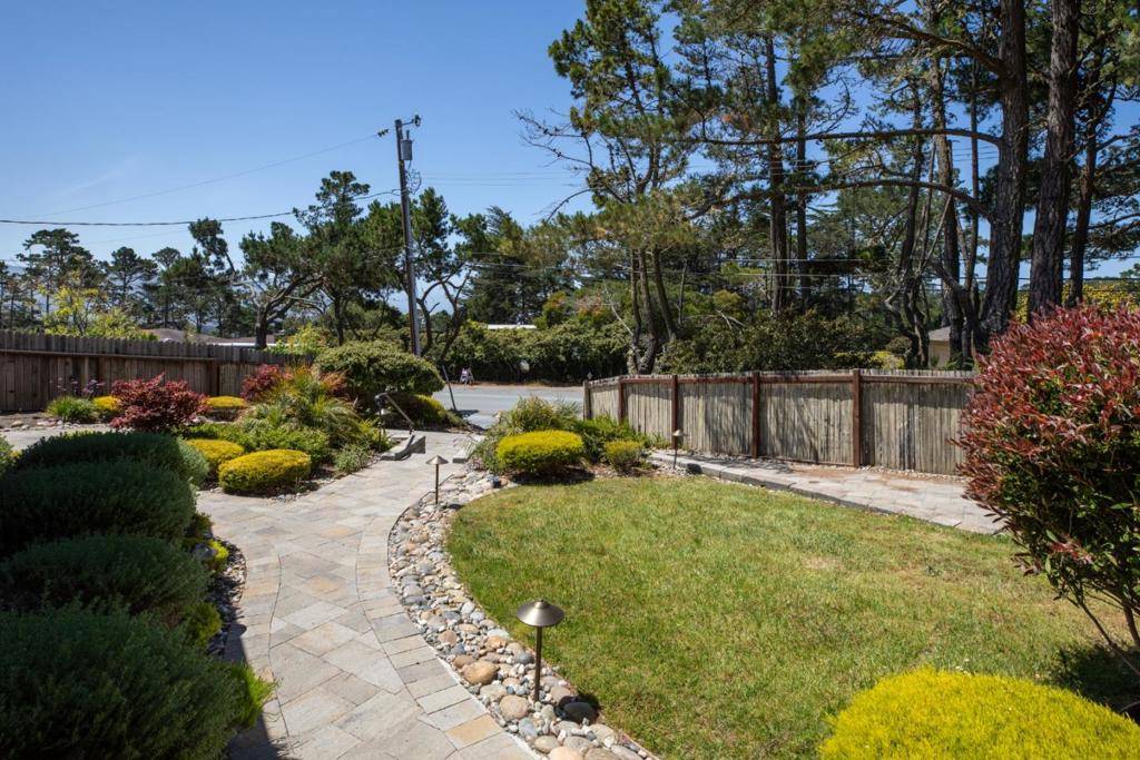 Pebble Beach, CA 93953,4117 Sunridge RD
