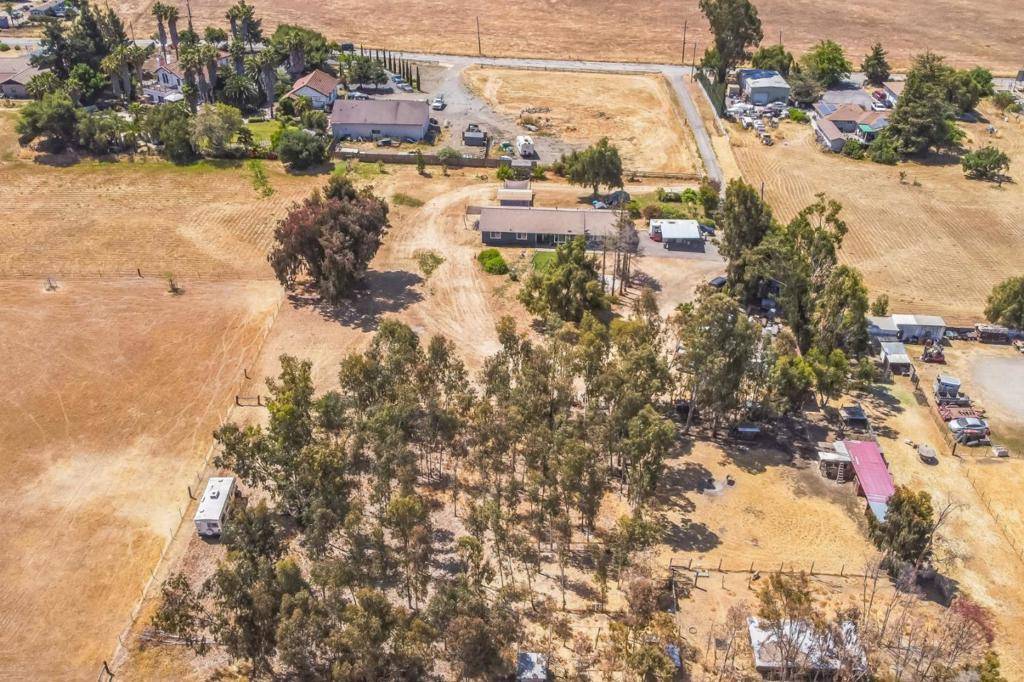 80 Mansfield RD, Hollister, CA 95023
