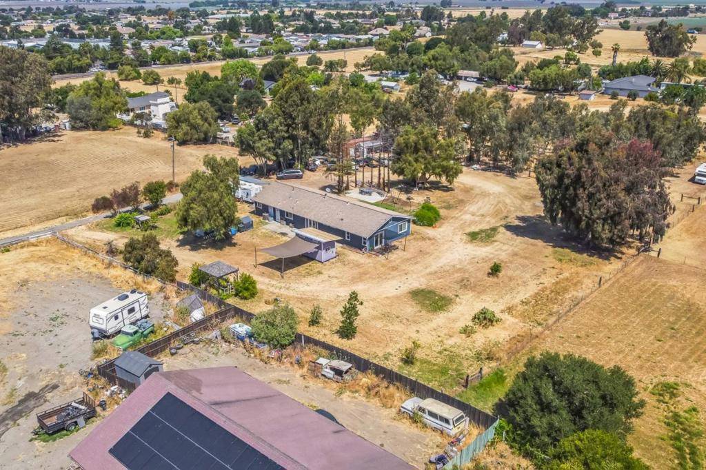 Hollister, CA 95023,80 Mansfield RD