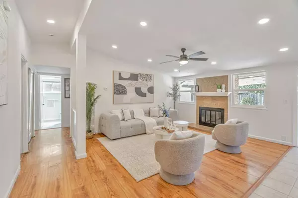 San Jose, CA 95127,3332 Pepper Tree LN