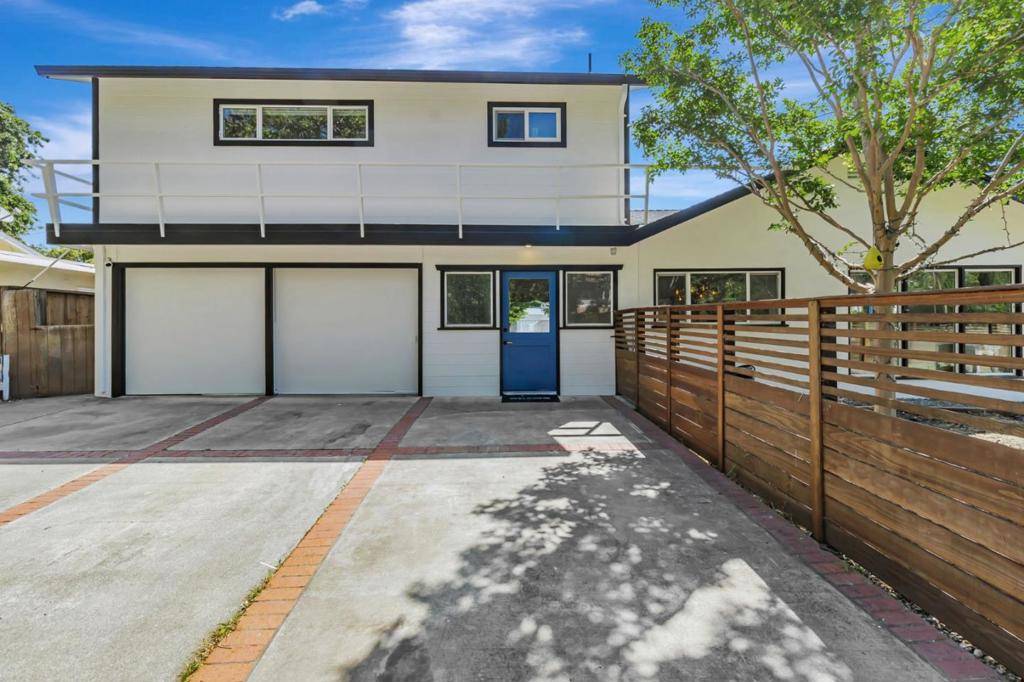 2698 Goodwin AVE, Redwood City, CA 94061