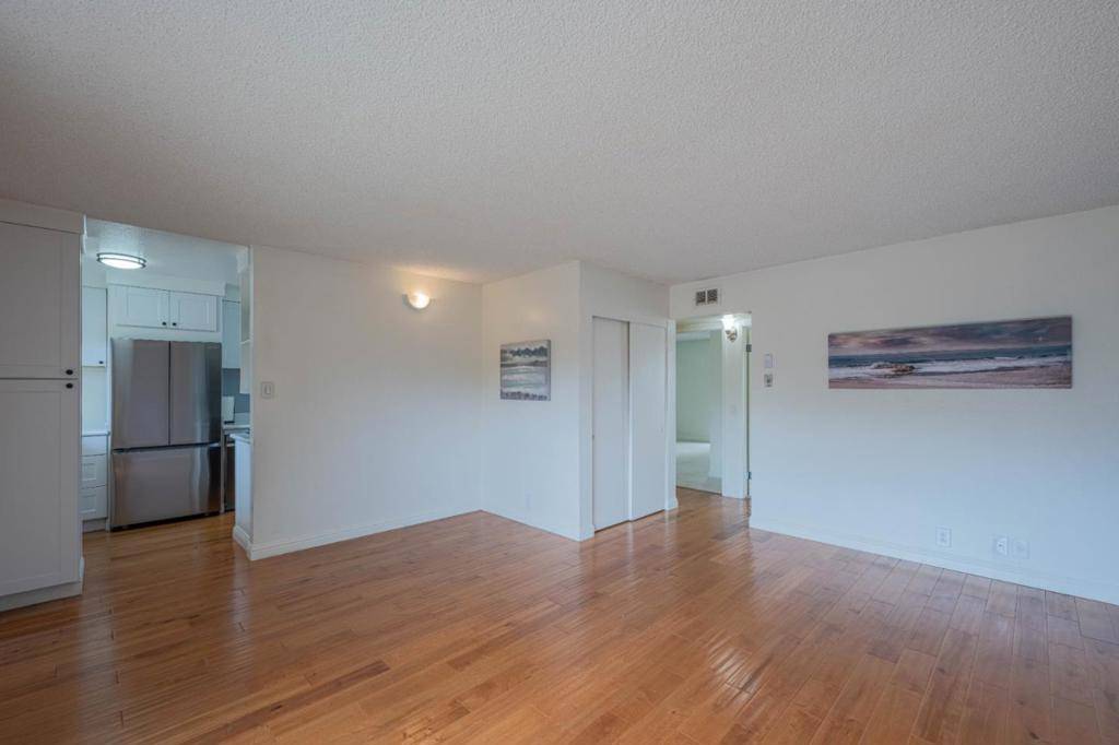 Monterey, CA 93940,500 Glenwood CIR #420
