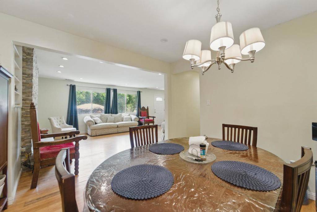 Saratoga, CA 95070,14111 Chester AVE