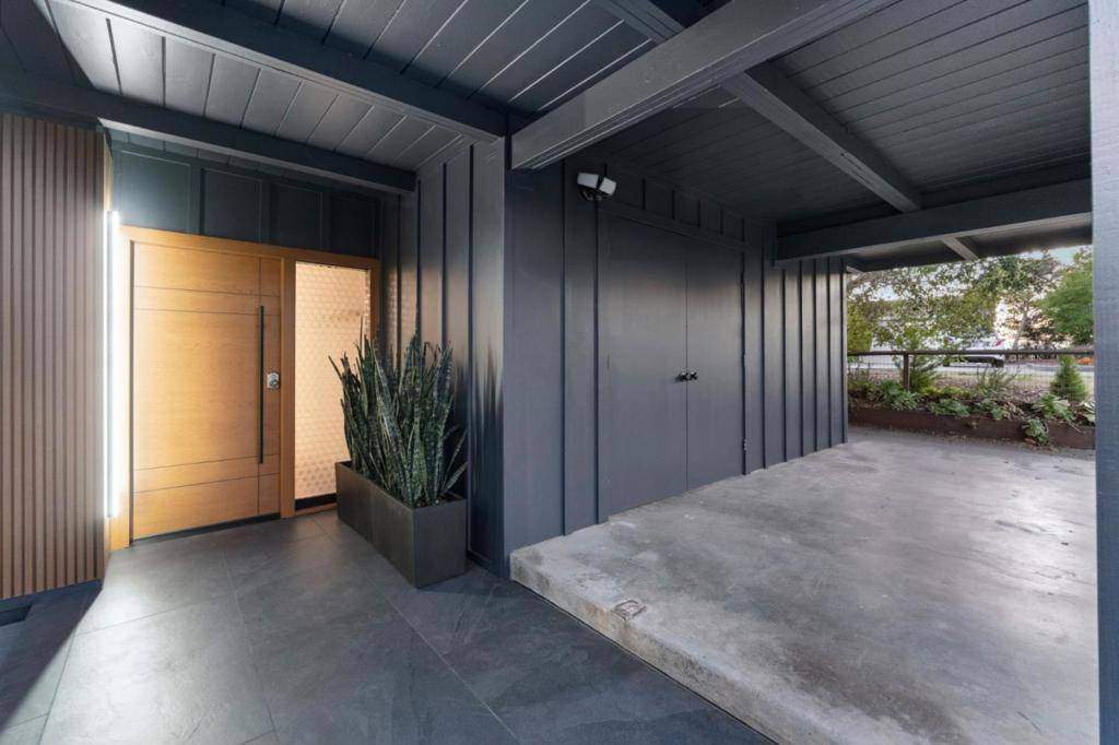 Soquel, CA 95073,3628 Stance AVE