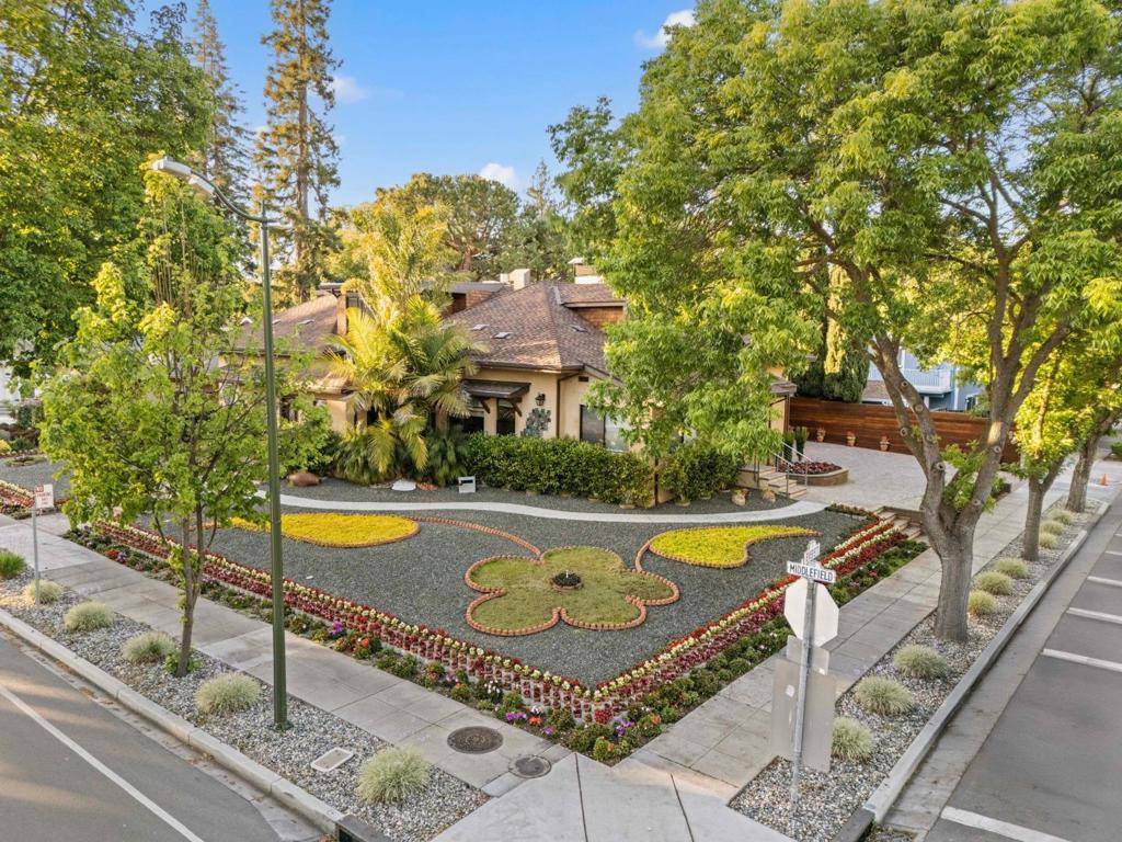 Palo Alto, CA 94301,251 Middlefield RD