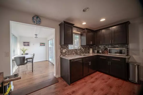 Del Rey Oaks, CA 93940,1017 Via Verde
