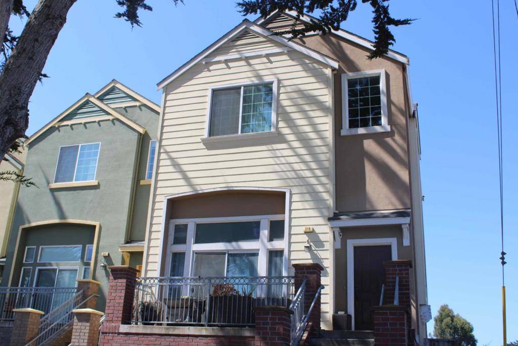 Marina, CA 93933,310 Carmel AVE