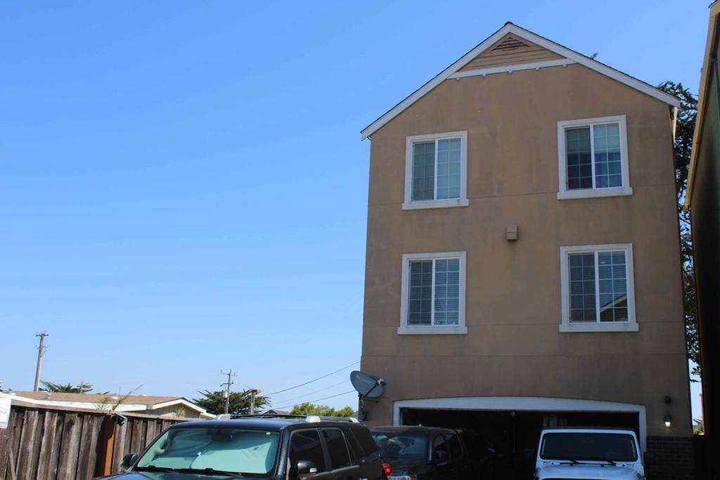 Marina, CA 93933,310 Carmel AVE