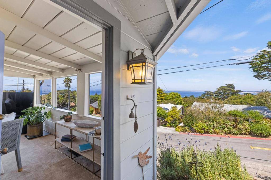 Monterey, CA 93940,705 Grace ST