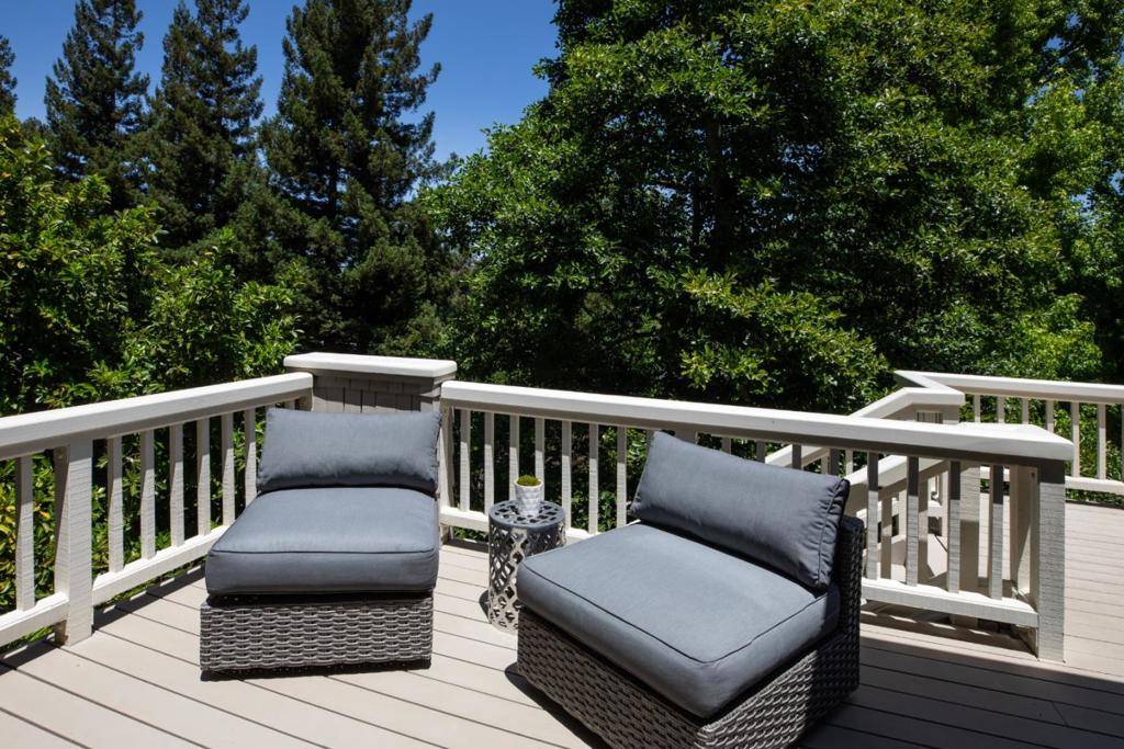 Los Altos, CA 94022,699 Manresa LN