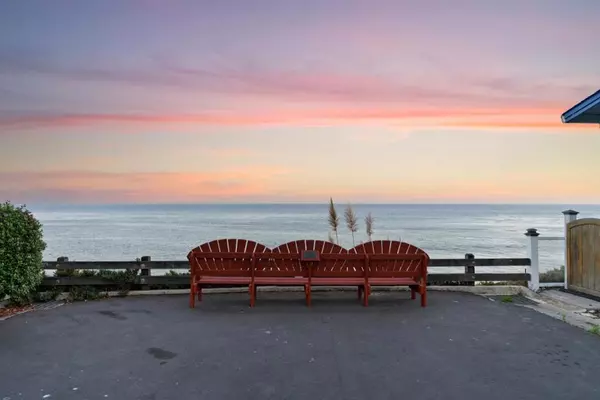 Santa Cruz, CA 95060,2395 Delaware AVE