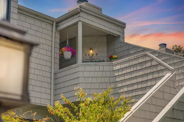 Santa Cruz, CA 95062,1609 Taylor LN