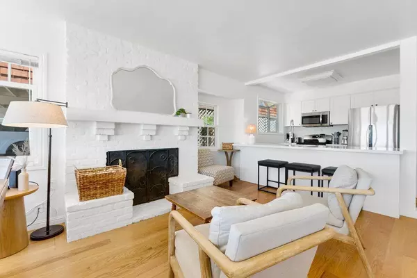 Aptos, CA 95003,325 Beach DR