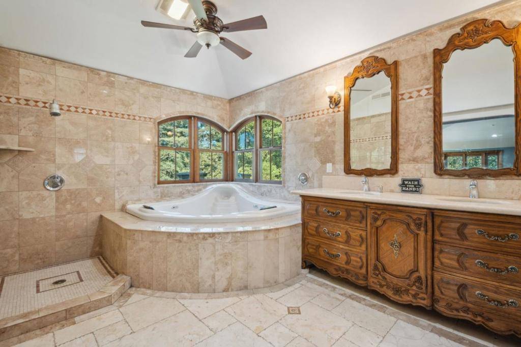 Los Gatos, CA 95033,24541 Miller Hill RD