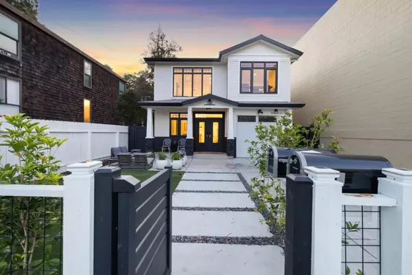 Palo Alto, CA 94306,546 Oxford AVE