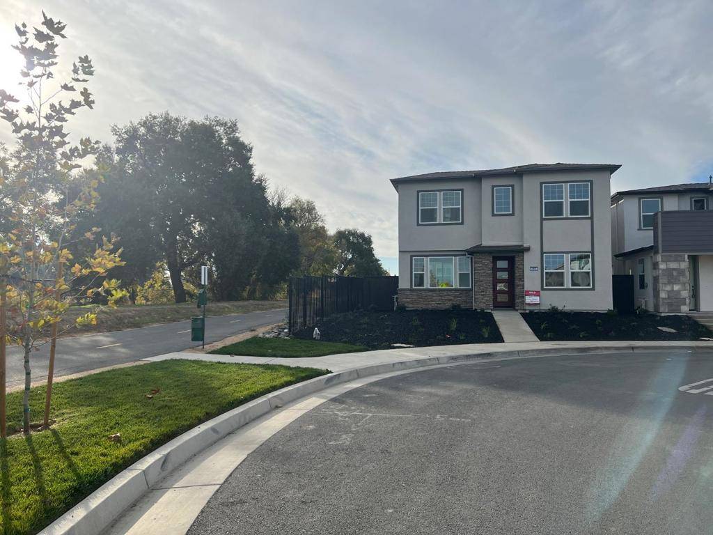 2800 High Tide AVE, Sacramento, CA 95833