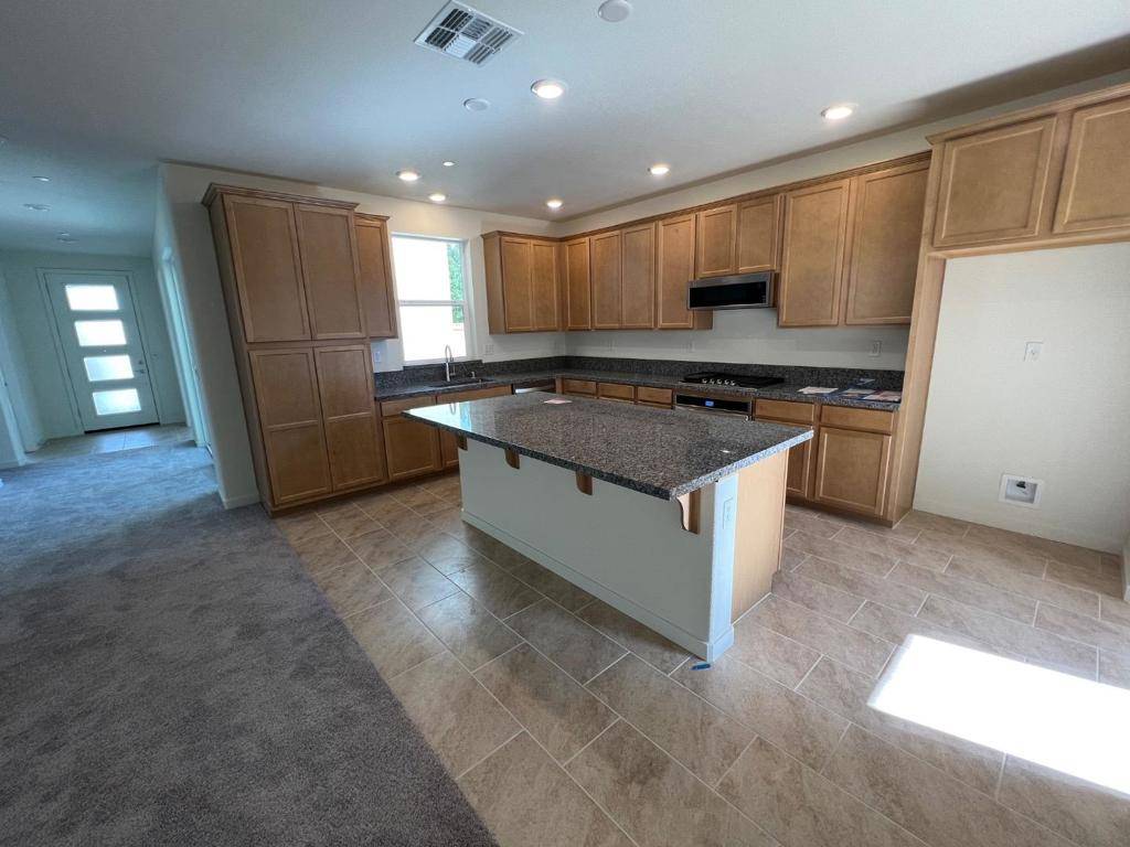 Sacramento, CA 95833,2800 High Tide AVE