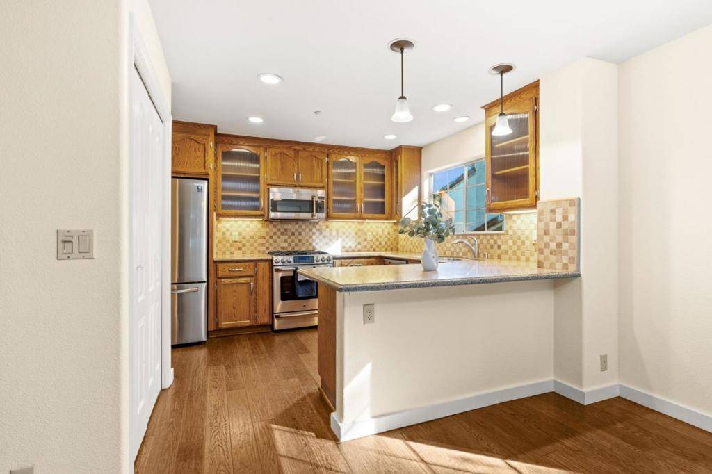 Aptos, CA 95003,300 Carrera CIR