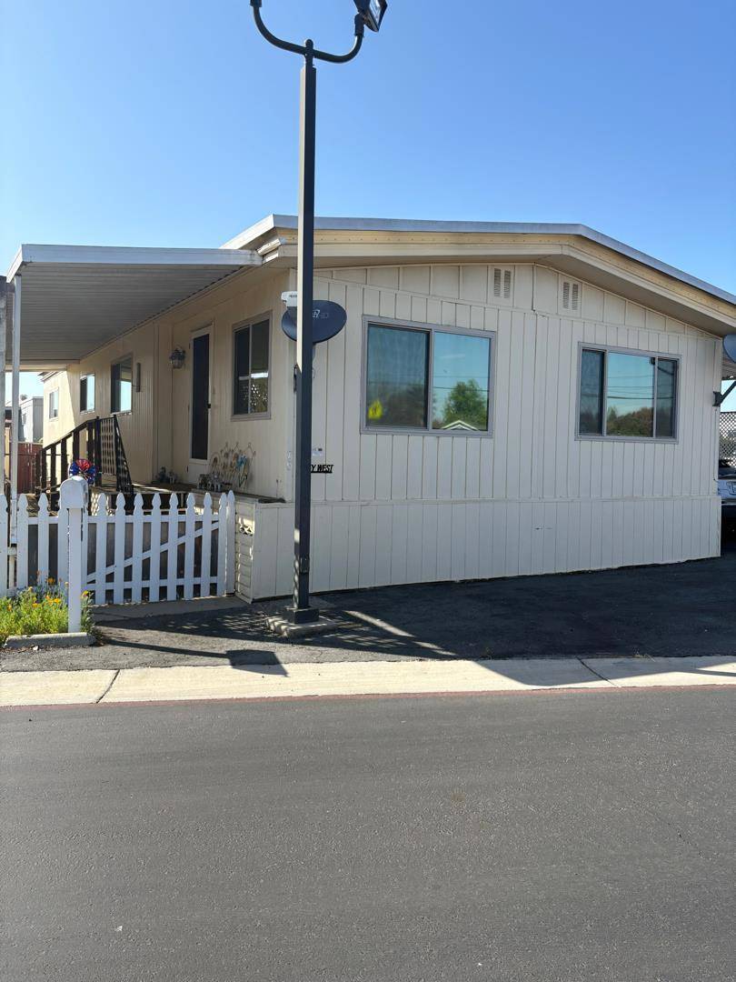 8282 Murray AVE, Gilroy, CA 95020
