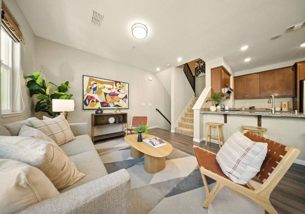 San Jose, CA 95133,2086 Mahuron CIR