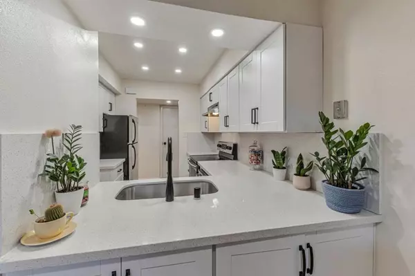 1925 46th AVE #143, Capitola, CA 95010