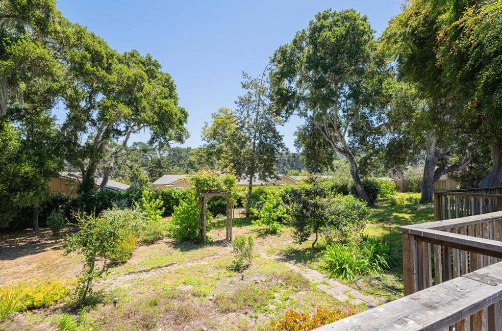 Monterey, CA 93940,1171 Sylvan PL