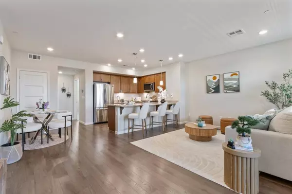 1310 Thistle PL, Milpitas, CA 95035