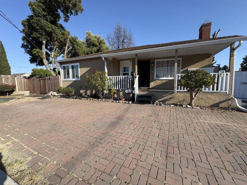 San Lorenzo, CA 94580,792 Delano ST