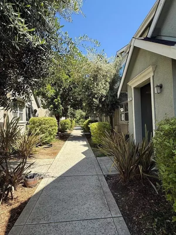 Gilroy, CA 95020,188 Caroline LN