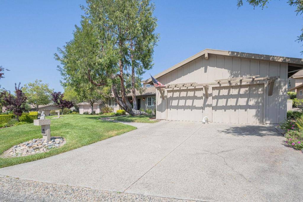 CA 93908,25547 Meadowview Circle