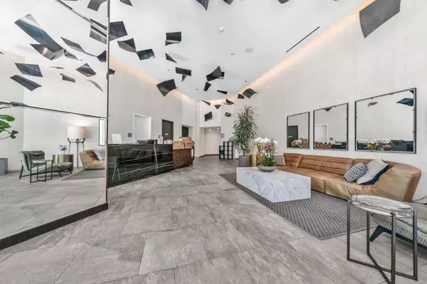 San Francisco, CA 94158,1000 3rd ST #902