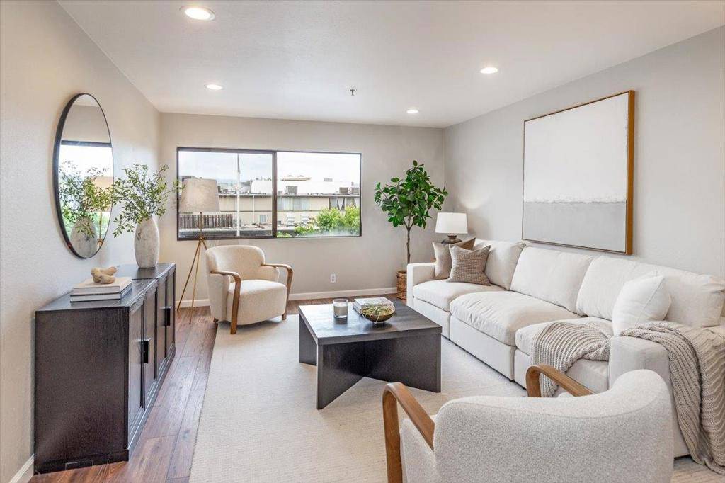 2409 Park BLVD #C206, Palo Alto, CA 94306