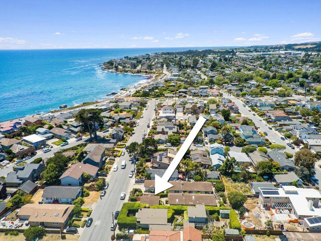 Santa Cruz, CA 95060,816 Pelton AVE