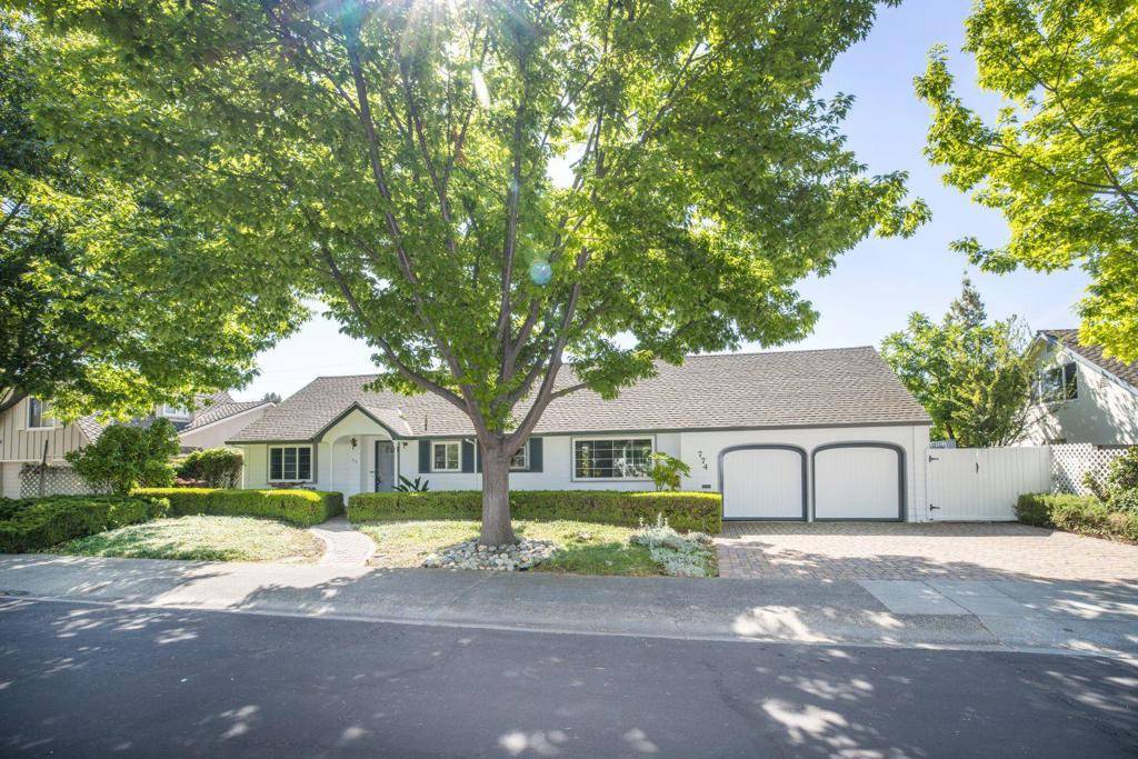 774 Christine DR, Palo Alto, CA 94303