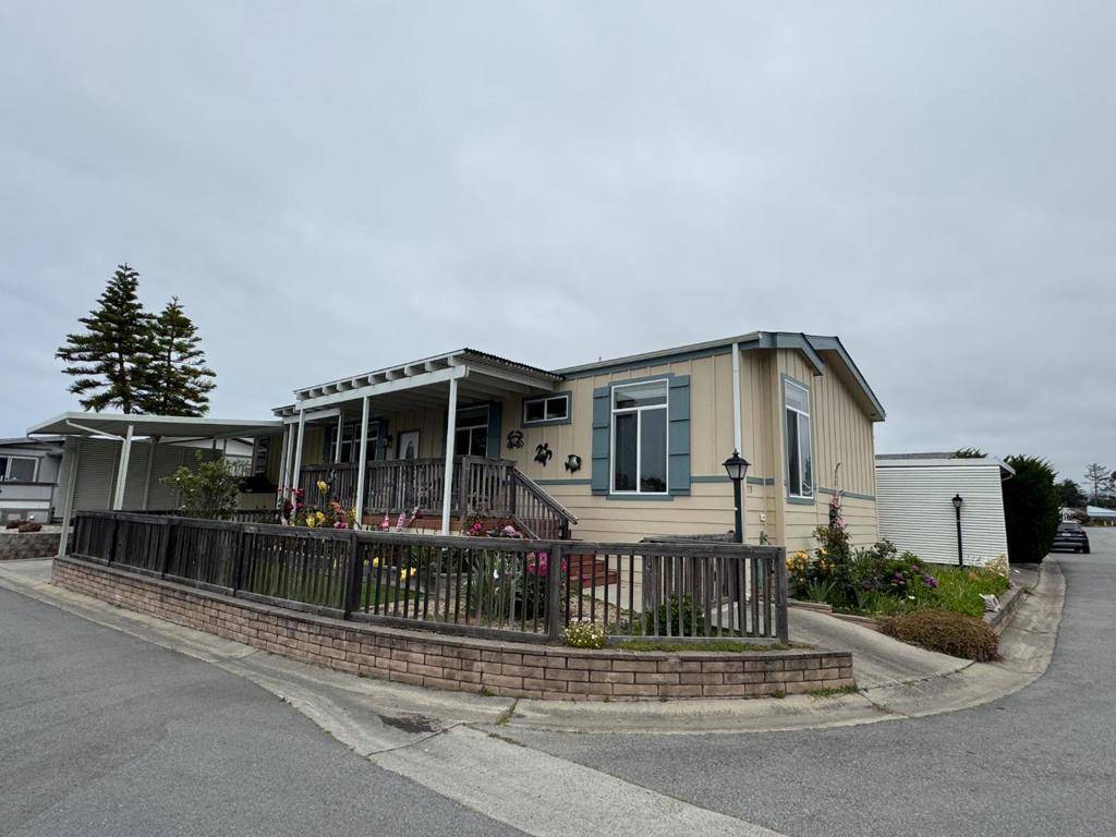 73 Sailfish CT, Half Moon Bay, CA 94019