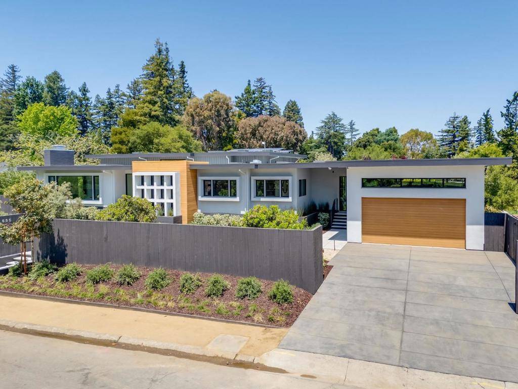 Hillsborough, CA 94010,695 Fairway CIR