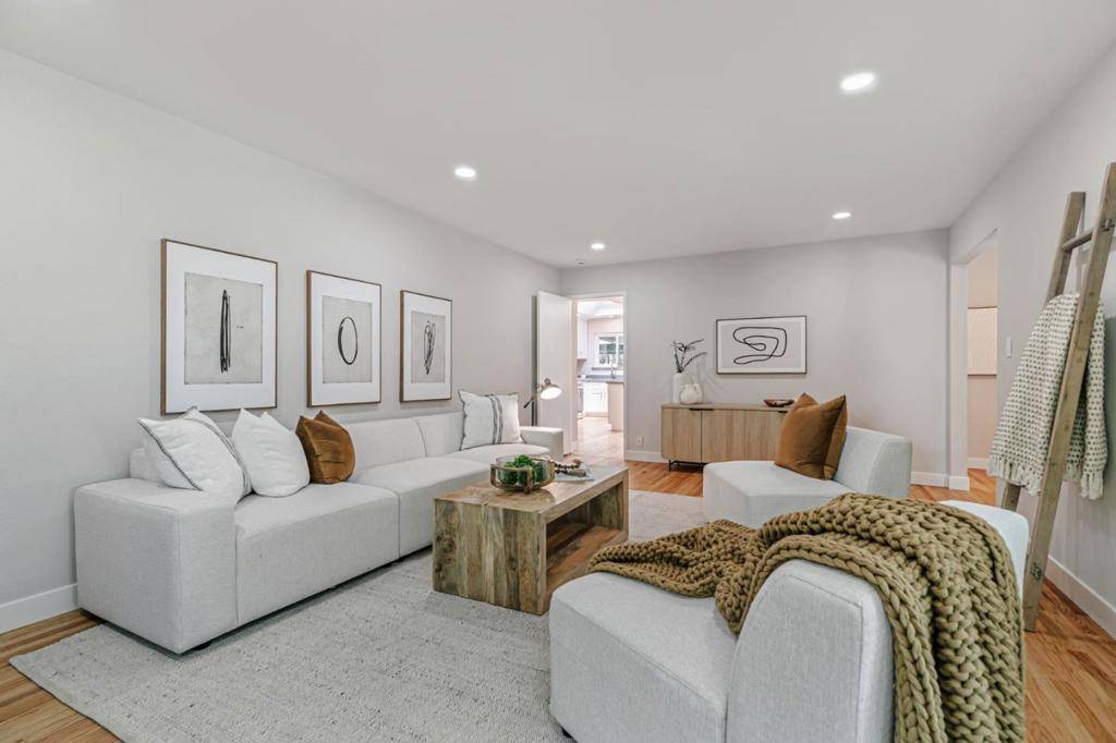 Sunnyvale, CA 94087,1390 Pointe Claire DR