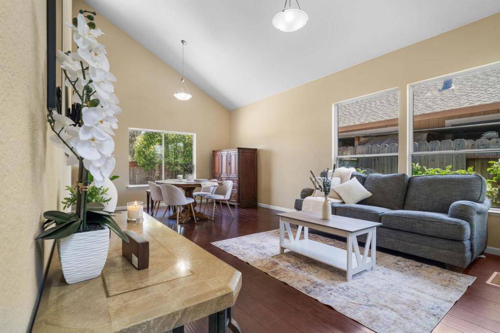 Santa Rosa, CA 95407,684 Connie ST