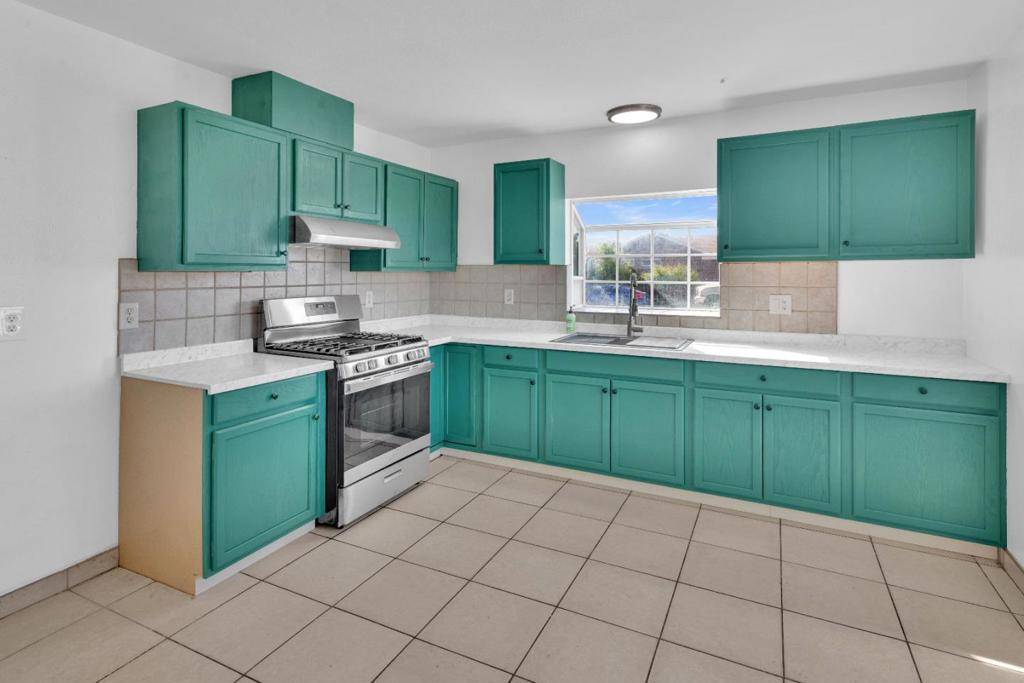 Greenfield, CA 93927,1201 Morris AVE