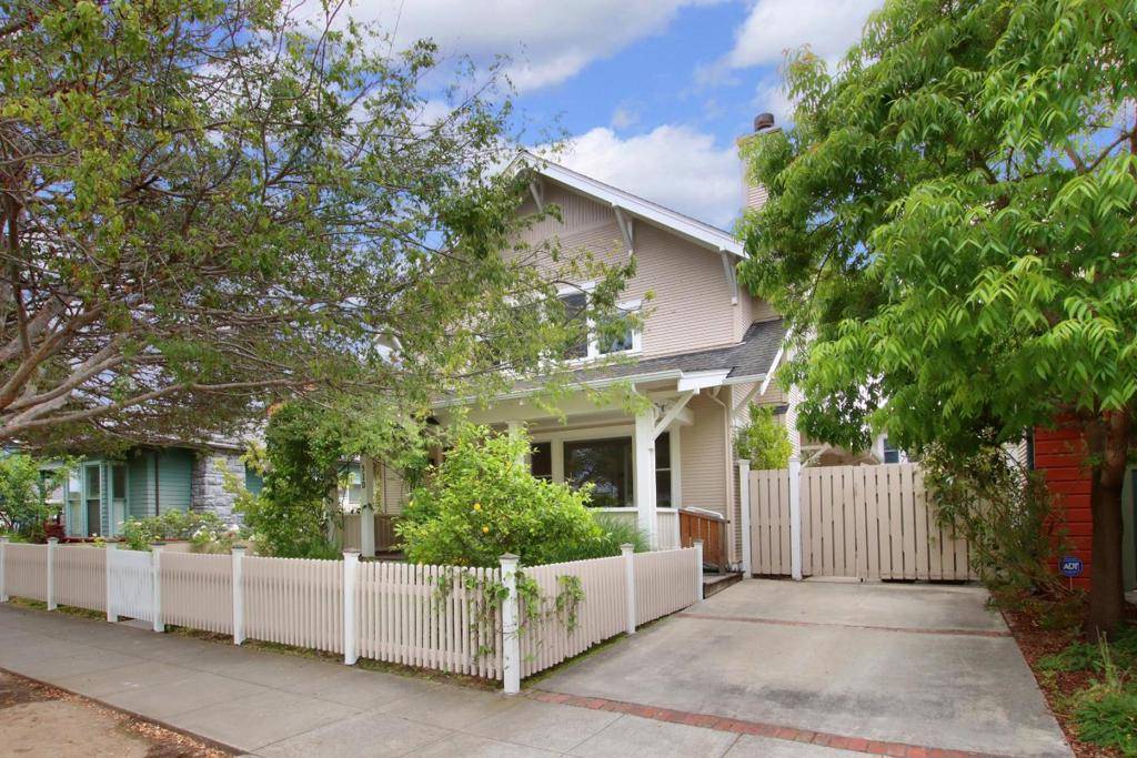 Santa Cruz, CA 95062,510 Windham ST