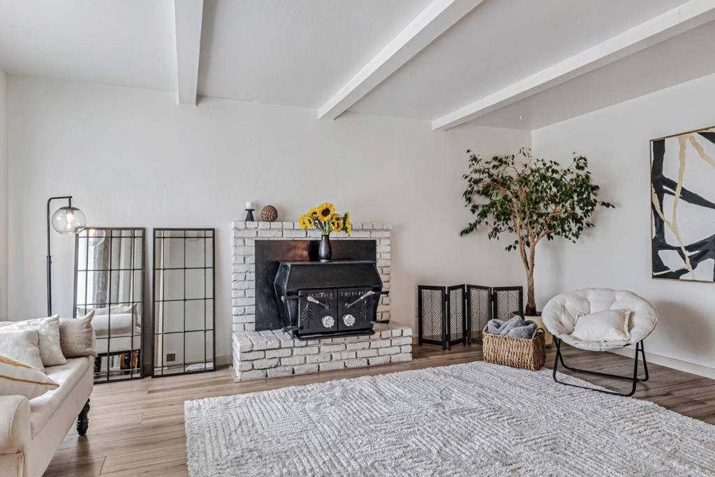 Santa Cruz, CA 95062,2259 Chanticleer AVE