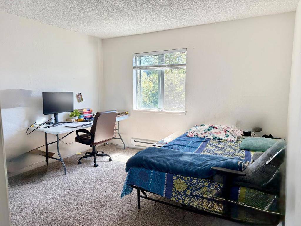 San Bruno, CA 94066,403 Piccadilly PL #22