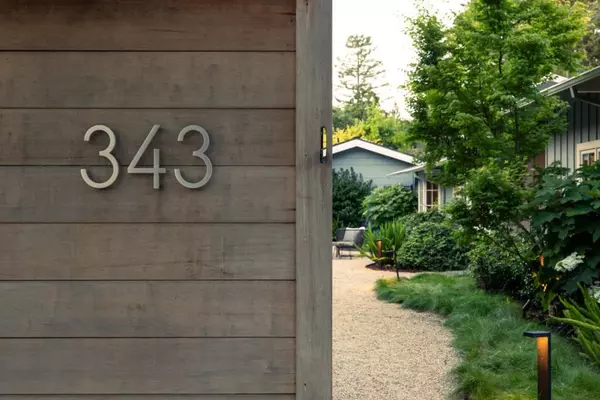 343 Lloyden Park LN, Atherton, CA 94027