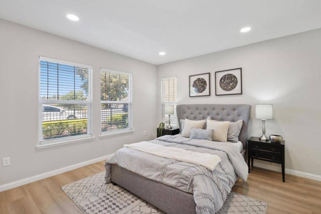Hayward, CA 94541,24227 2nd ST