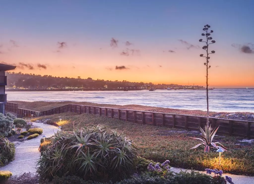 Monterey, CA 93940,19 La Playa ST