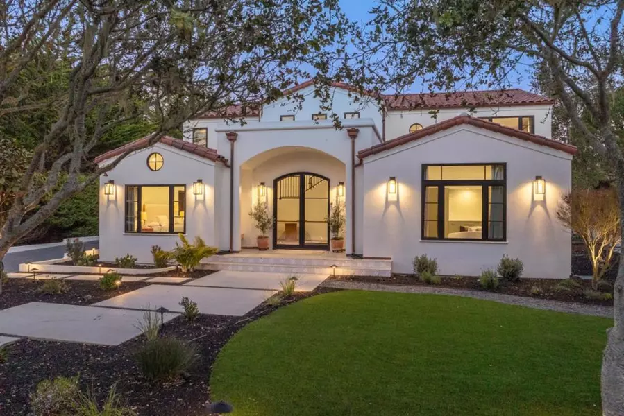 543 Asilomar BLVD, Pacific Grove, CA 93950