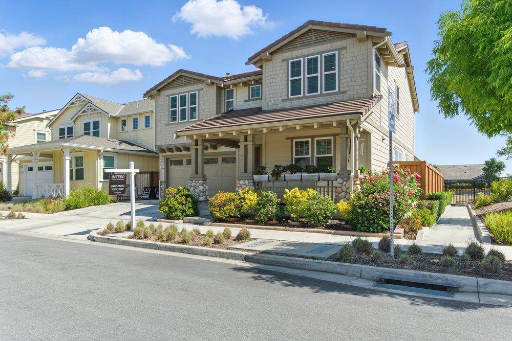 Fremont, CA 94555,33831 Farmhouse ST